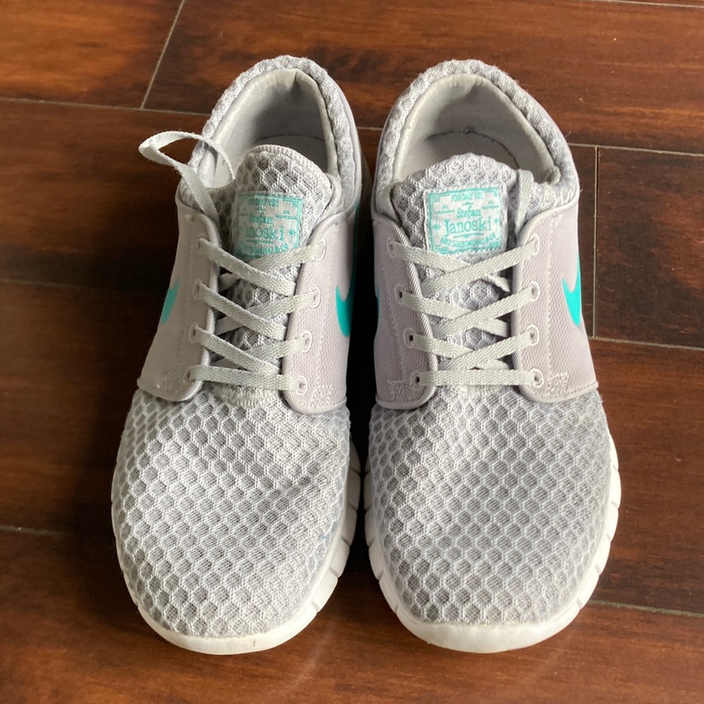 Nike Stefan Janoski size 10.